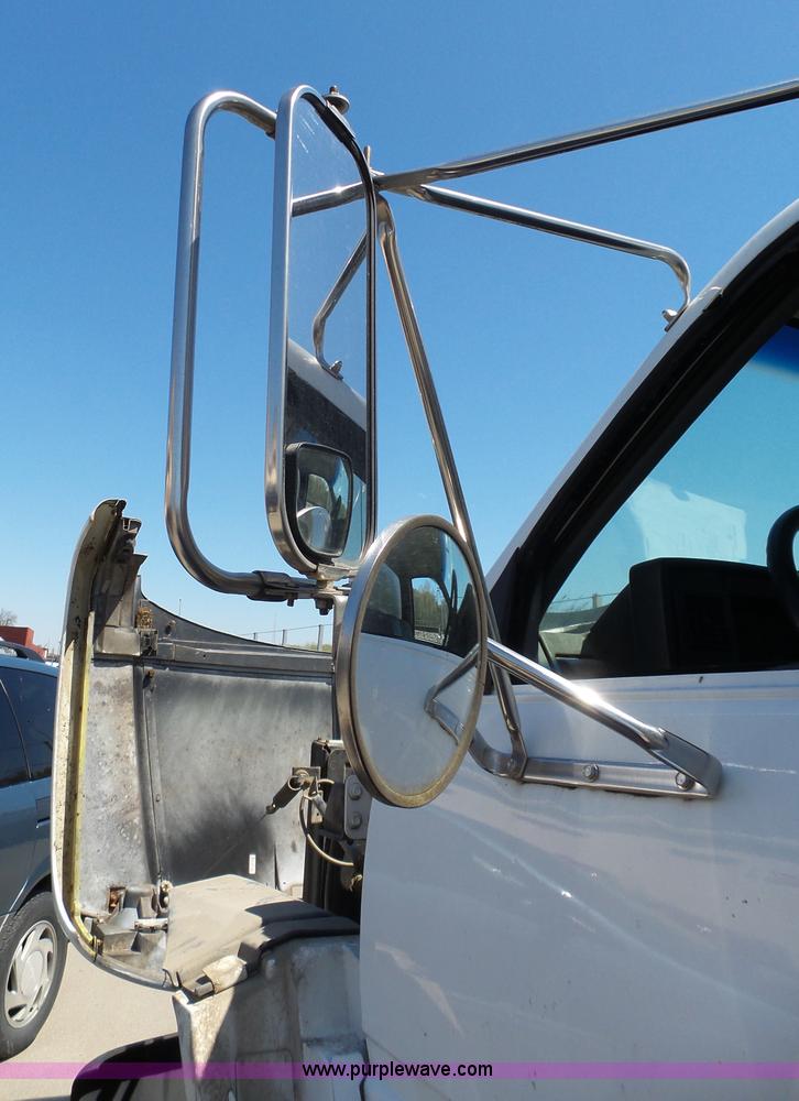 image for item J4995 1991 GMC TopKick box truck