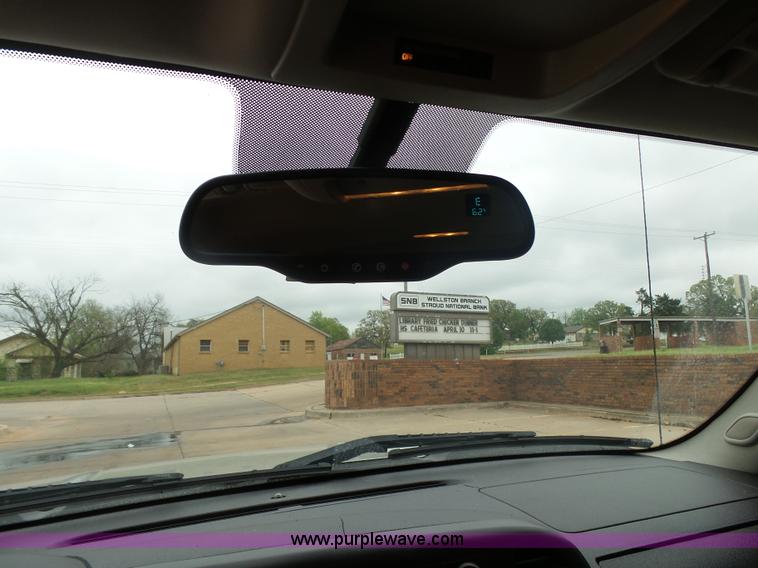 image for item J7517 2008 Chevrolet Silverado 1500 Crew Cab pickup truck