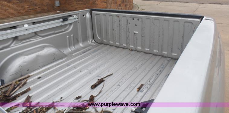 image for item J7517 2008 Chevrolet Silverado 1500 Crew Cab pickup truck