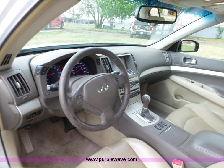 image for item J7518 2008 Infinity G35