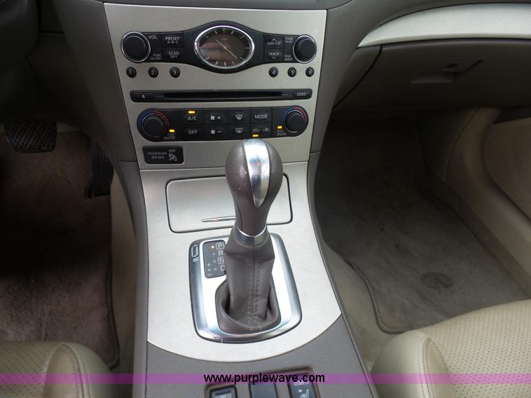 image for item J7518 2008 Infinity G35