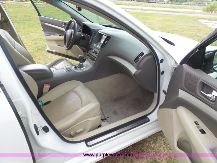 image for item J7518 2008 Infinity G35