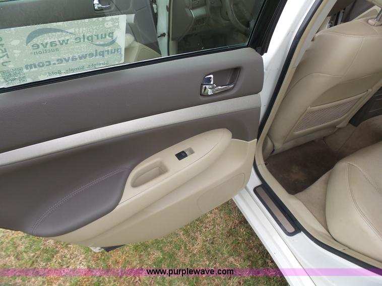 image for item J7518 2008 Infinity G35