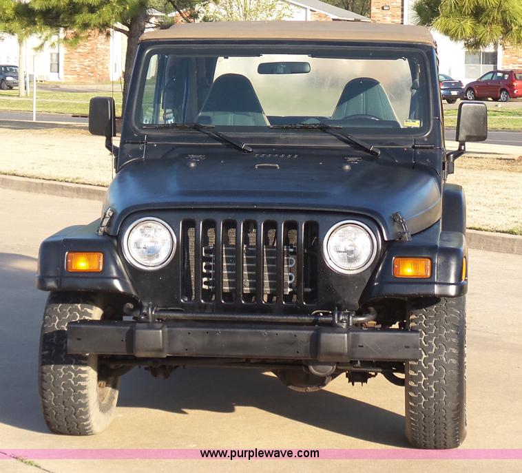 image for item J7528 1999 Jeep Wrangler
