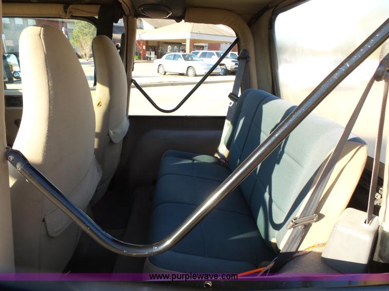 image for item J7528 1999 Jeep Wrangler