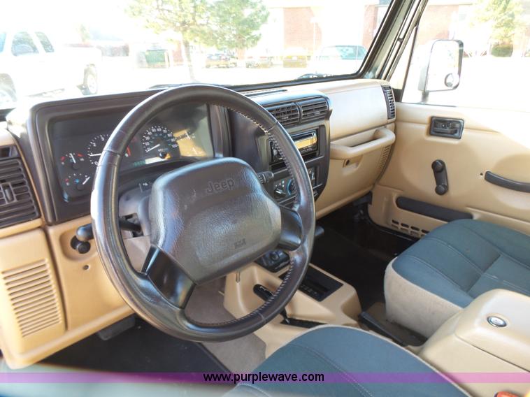 image for item J7528 1999 Jeep Wrangler