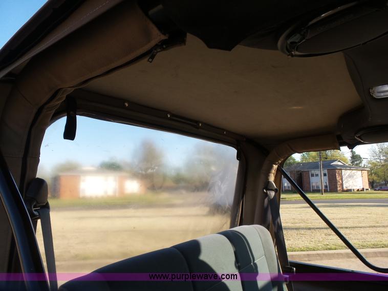 image for item J7528 1999 Jeep Wrangler