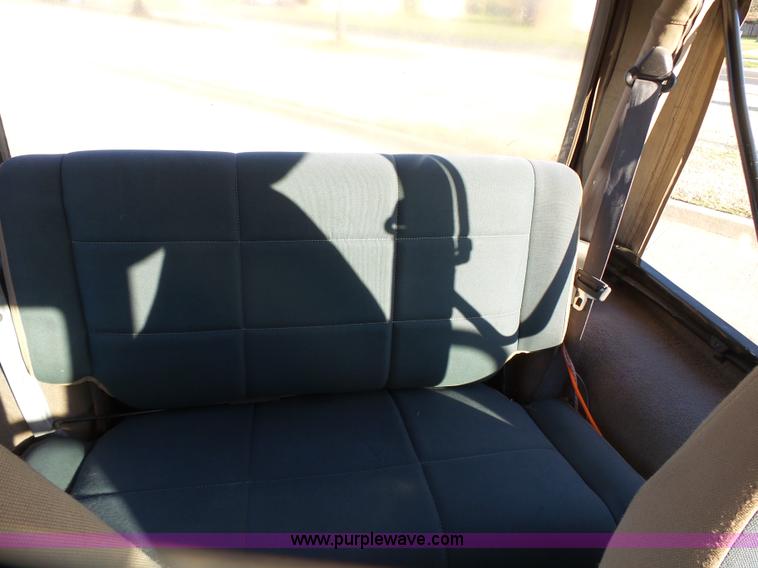 image for item J7528 1999 Jeep Wrangler