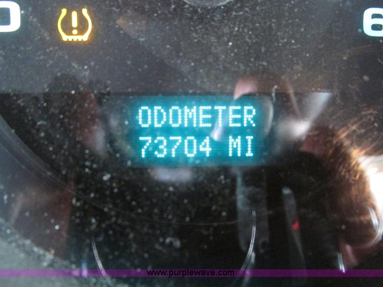 image for item J8976 2010 Chevrolet Silverado 1500 pickup truck