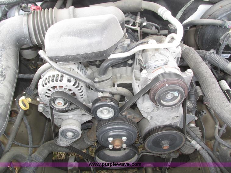 image for item J8976 2010 Chevrolet Silverado 1500 pickup truck