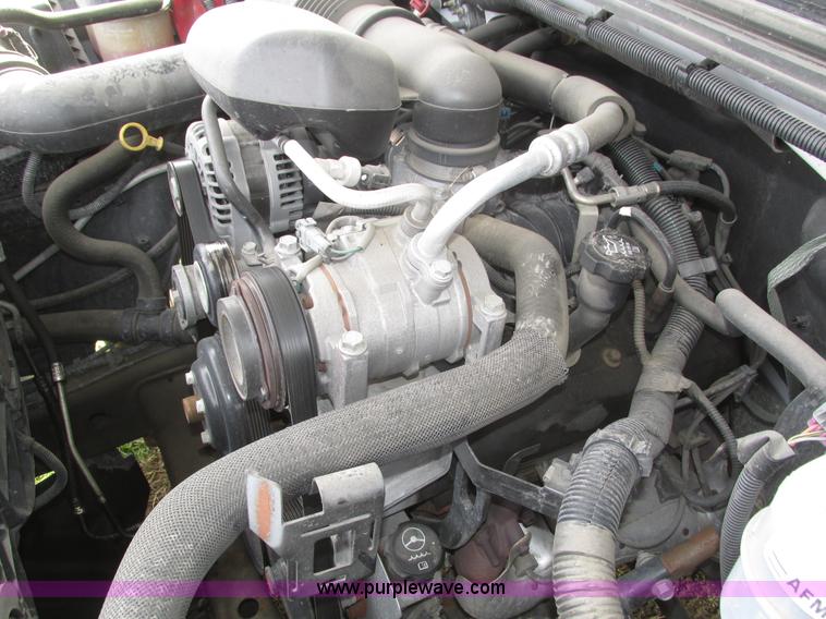 image for item J8976 2010 Chevrolet Silverado 1500 pickup truck