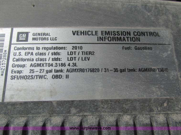 image for item J8976 2010 Chevrolet Silverado 1500 pickup truck