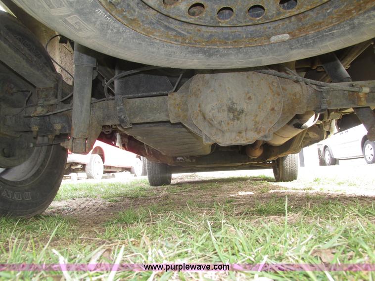 image for item J8976 2010 Chevrolet Silverado 1500 pickup truck