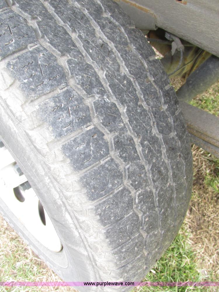 image for item J8976 2010 Chevrolet Silverado 1500 pickup truck