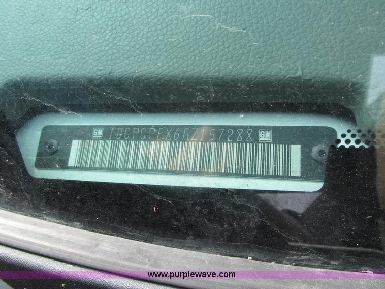 image for item J8976 2010 Chevrolet Silverado 1500 pickup truck