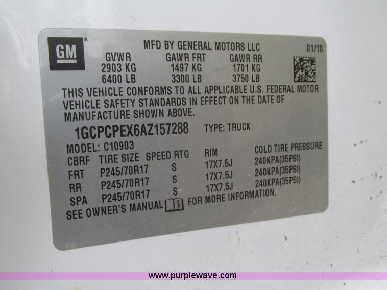 image for item J8976 2010 Chevrolet Silverado 1500 pickup truck