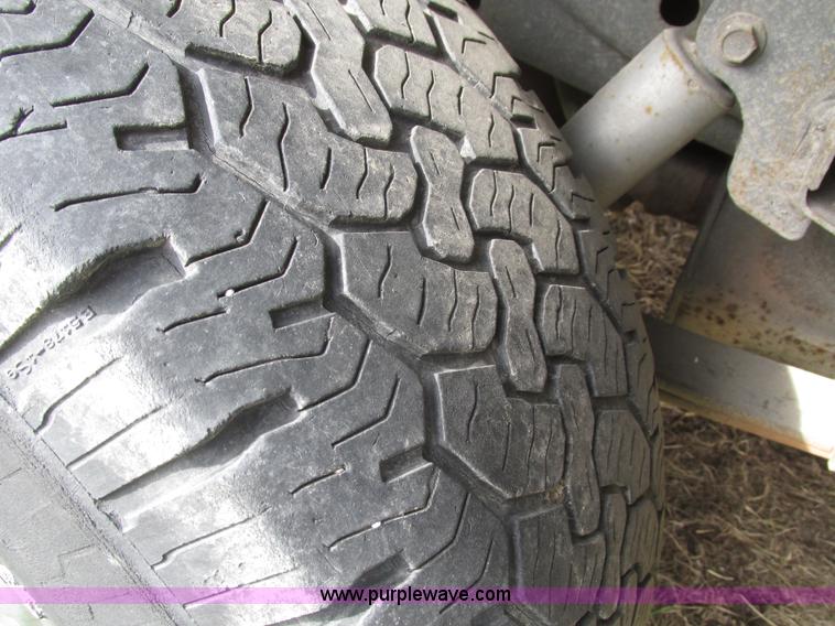 image for item J8977 2007 Ford F150 XL SuperCab pickup truck