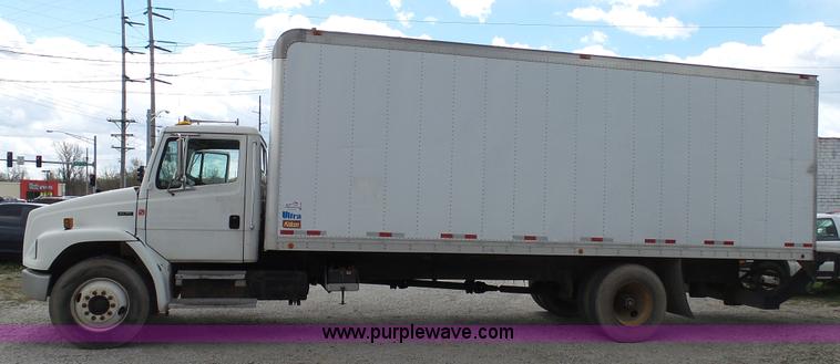 image for item K4209 1998 Freightliner FL70 box truck