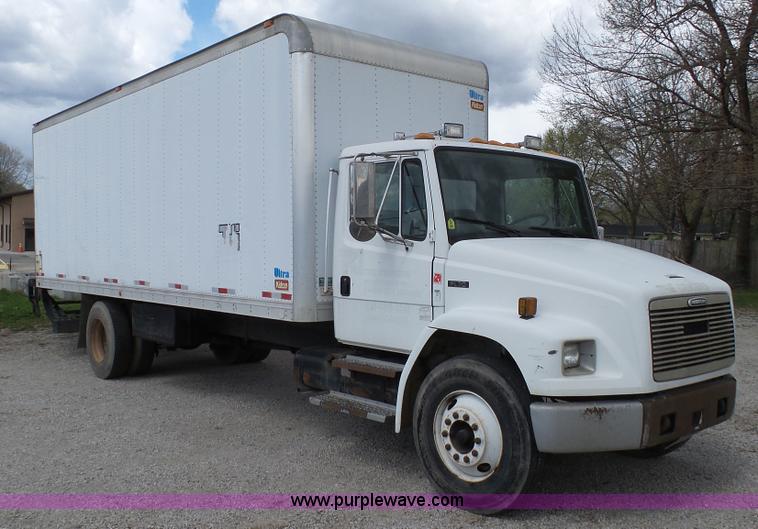 image for item K4209 1998 Freightliner FL70 box truck