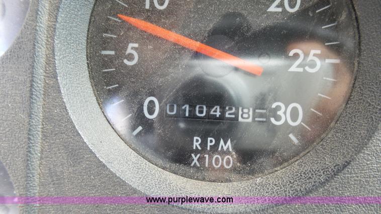 image for item K4209 1998 Freightliner FL70 box truck