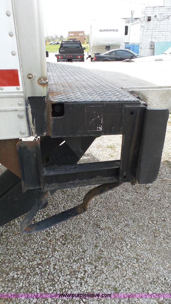 image for item K4209 1998 Freightliner FL70 box truck