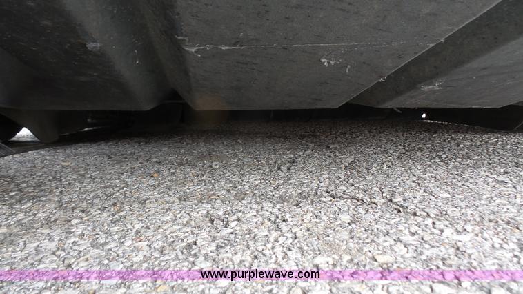 image for item K4500 2010 Advance Exterra 6330 floor sweeper