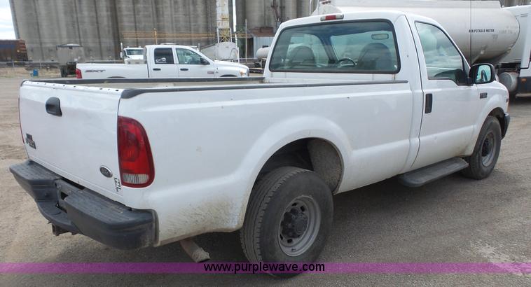 image for item K5147 2001 Ford F250 Super Duty pickup truck
