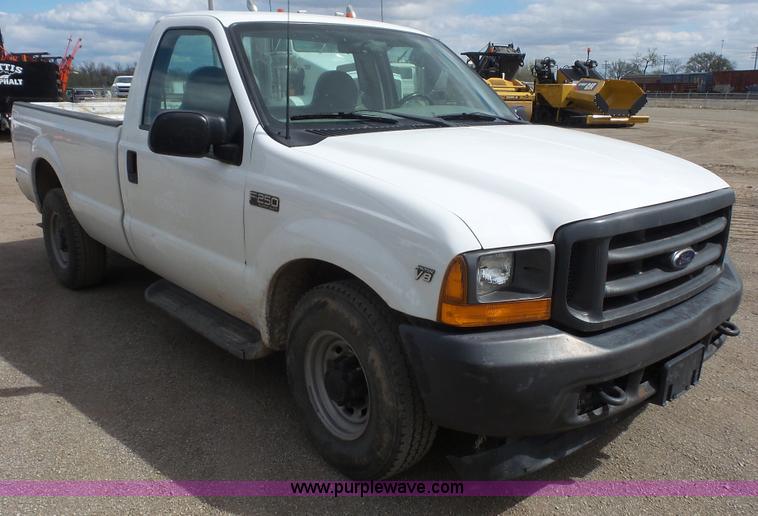 image for item K5147 2001 Ford F250 Super Duty pickup truck