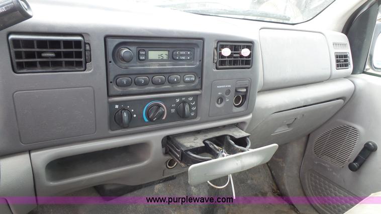 image for item K5147 2001 Ford F250 Super Duty pickup truck