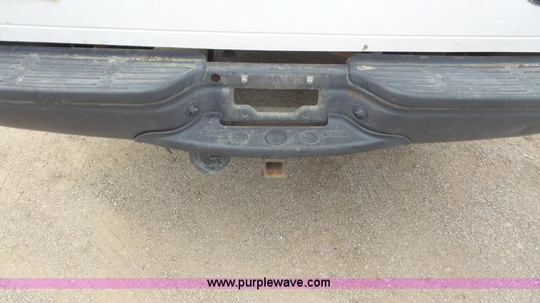 image for item K5147 2001 Ford F250 Super Duty pickup truck