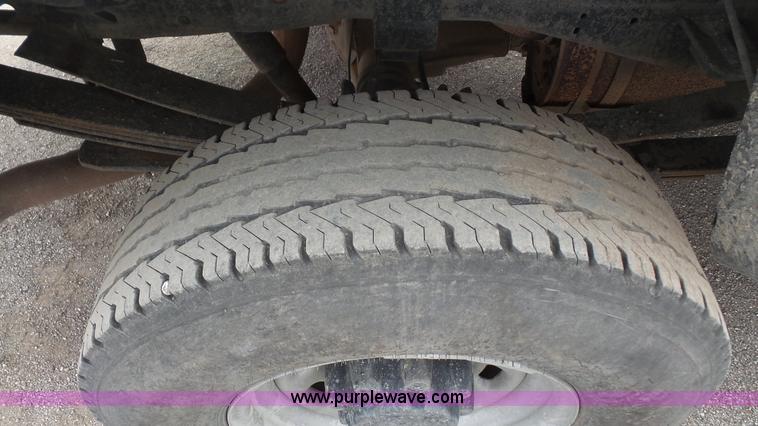 image for item K5147 2001 Ford F250 Super Duty pickup truck