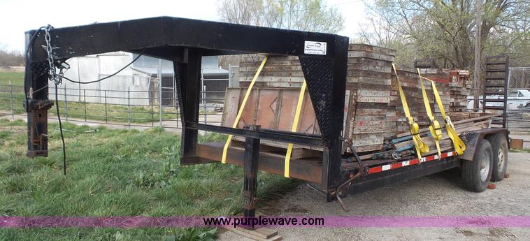 image for item K5148 1991 Starlight equipment trailer