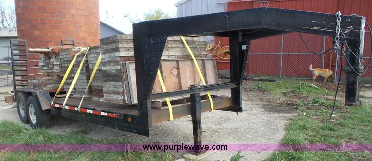 image for item K5148 1991 Starlight equipment trailer