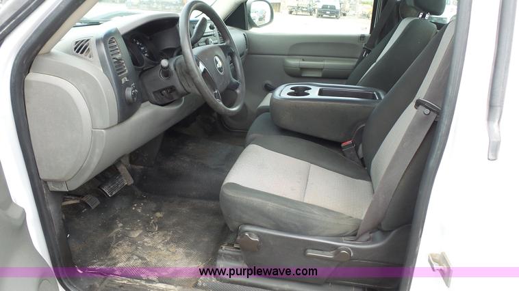 image for item K5186 2008 Chevrolet Silverado 1500 pickup truck
