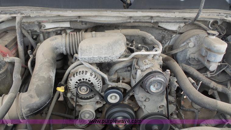 image for item K5186 2008 Chevrolet Silverado 1500 pickup truck