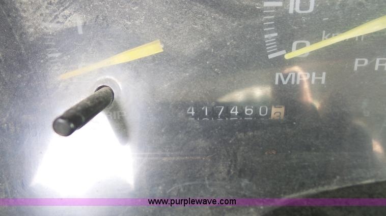 image for item K5195 1995 Chevrolet 1500 Ext. Cab pickup truck