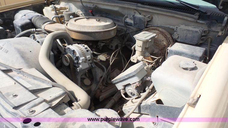 image for item K5195 1995 Chevrolet 1500 Ext. Cab pickup truck