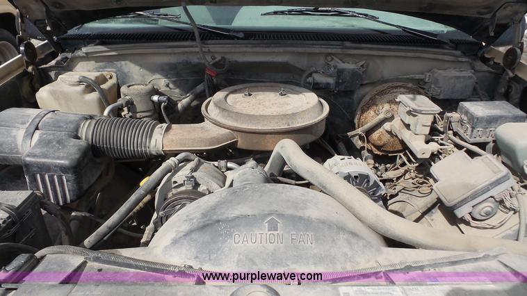 image for item K5195 1995 Chevrolet 1500 Ext. Cab pickup truck