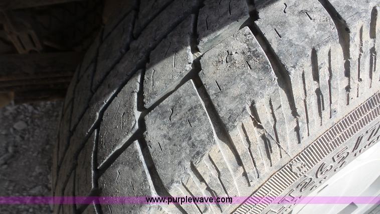 image for item K5195 1995 Chevrolet 1500 Ext. Cab pickup truck