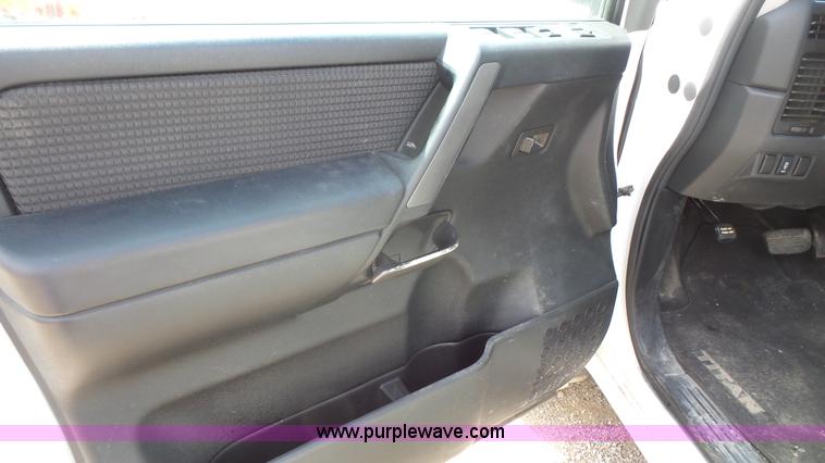 image for item K5196 2010 Nissan Titan Crew Cab pickup truck