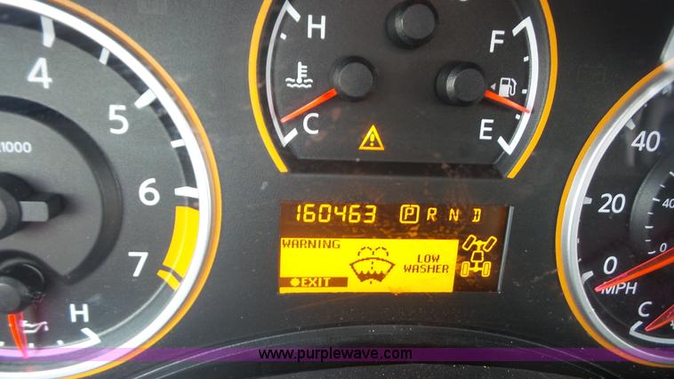 image for item K5196 2010 Nissan Titan Crew Cab pickup truck