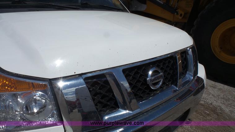 image for item K5196 2010 Nissan Titan Crew Cab pickup truck