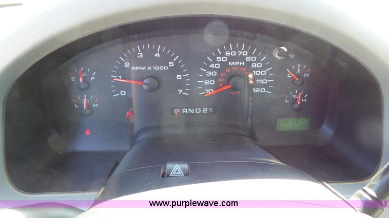 image for item K6925 2007 Ford F150 XLT SuperCab pickup truck