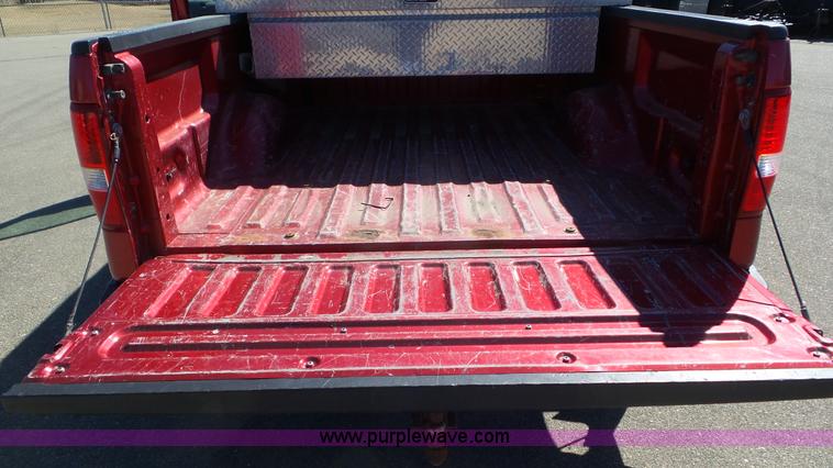 image for item K6925 2007 Ford F150 XLT SuperCab pickup truck