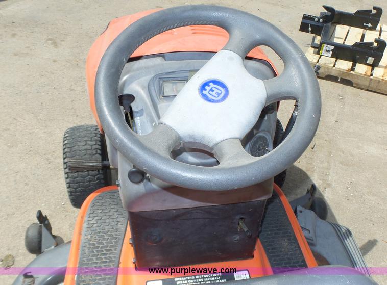 image for item K8268 Husqvarna YTH2148 lawn mower