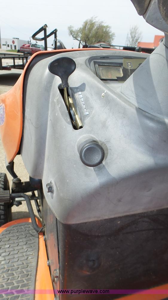 image for item K8268 Husqvarna YTH2148 lawn mower