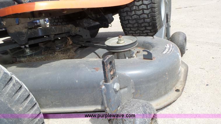 image for item K8268 Husqvarna YTH2148 lawn mower