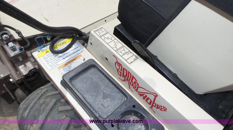 image for item K8269 Grasshopper 725 ZTR lawn mower