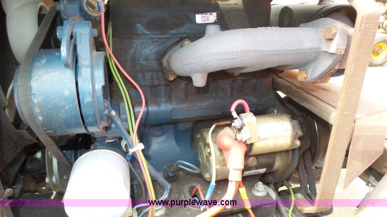 image for item K8269 Grasshopper 725 ZTR lawn mower