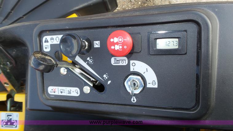 image for item K8275 Hustler Raptor SD ZTR lawn mower